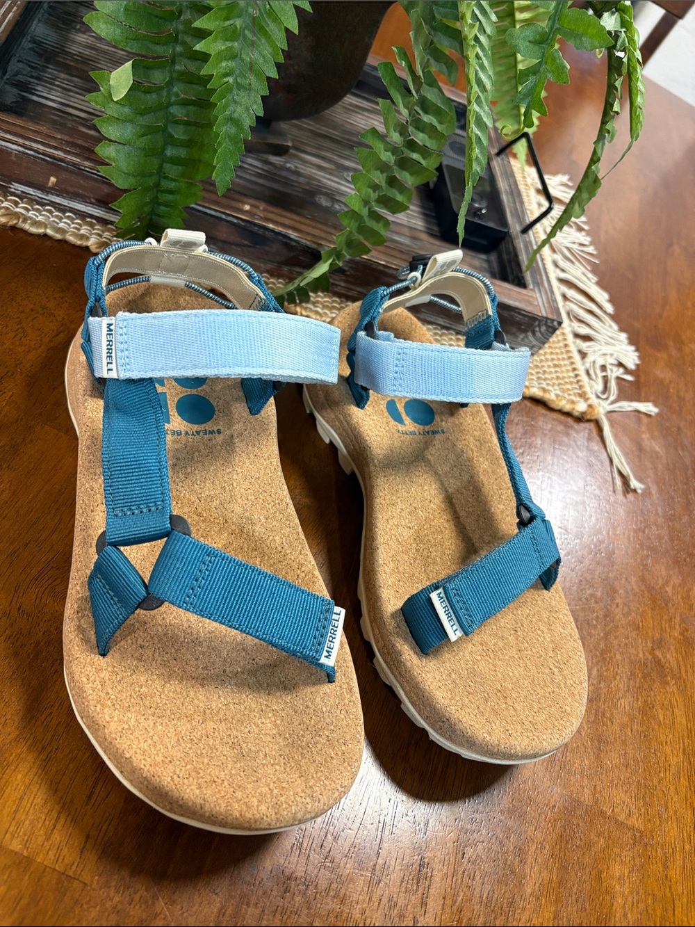 Merrell women Teal and Light Blue Strap Sandals